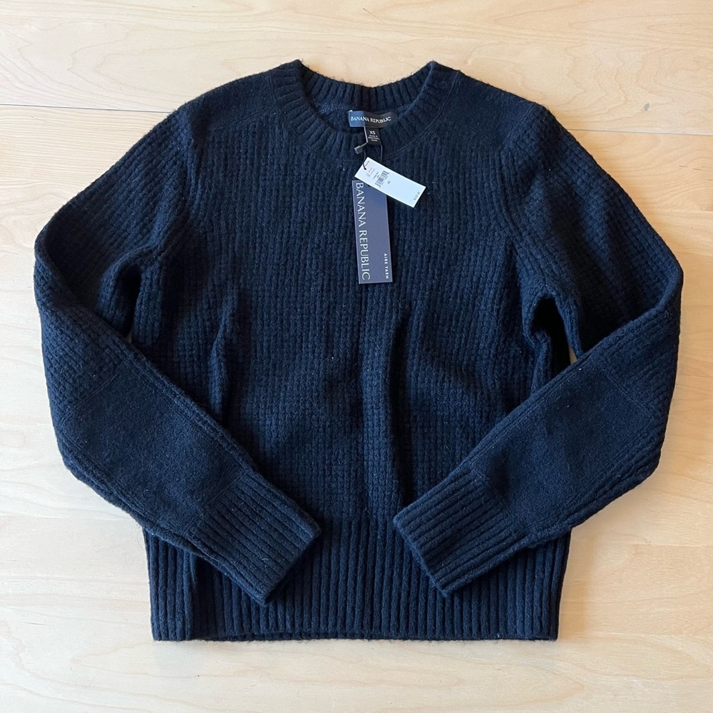 NWT Banana Republic Black Wool Sweater Sz XS